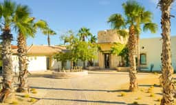 Casa Piedra Blanca by The Agency Baja - Imagen 5