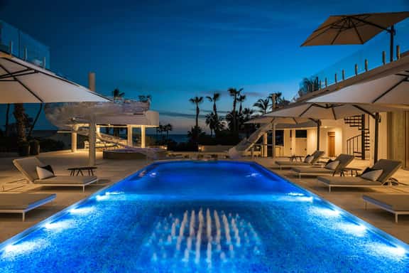Casa Aqua Blanca at Tourist Corridor by The Agency - Imagen 1
