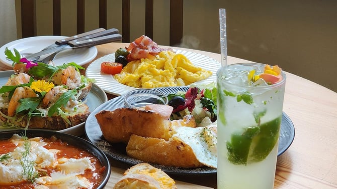 Desayuno-almuerzo